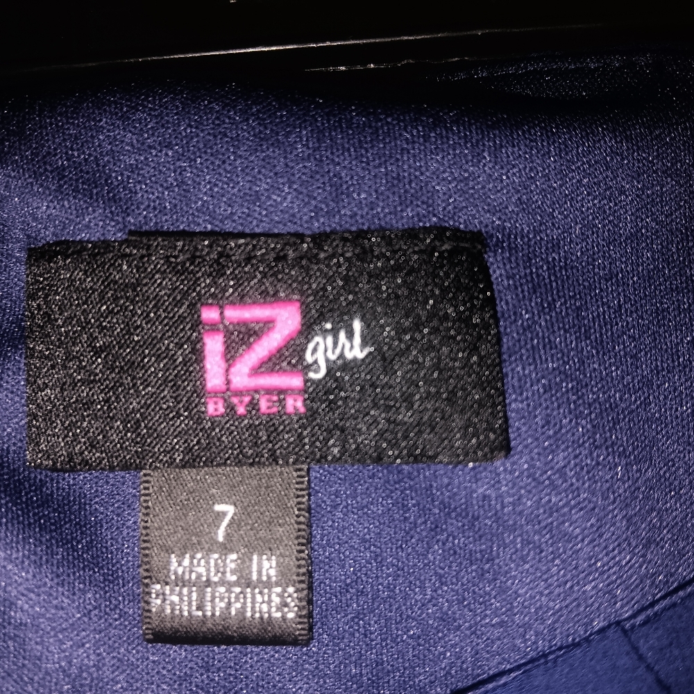 Girls size 7, IZ Girl handkerchief dress - Picture 3 of 3